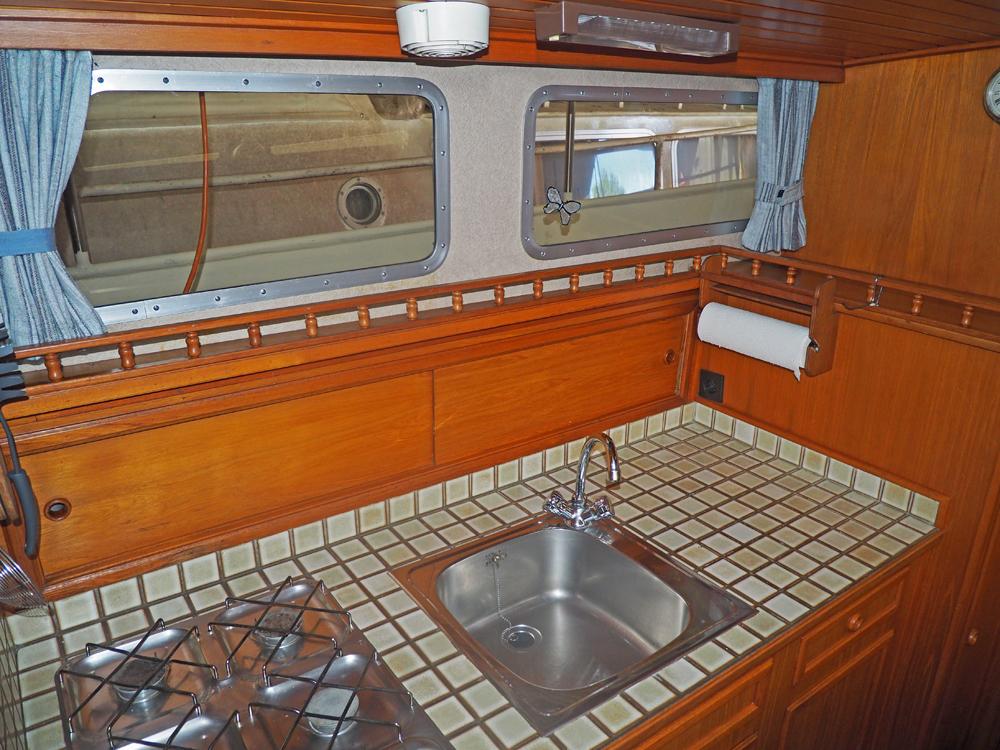 Cabin en avant, H&eacute;bergements